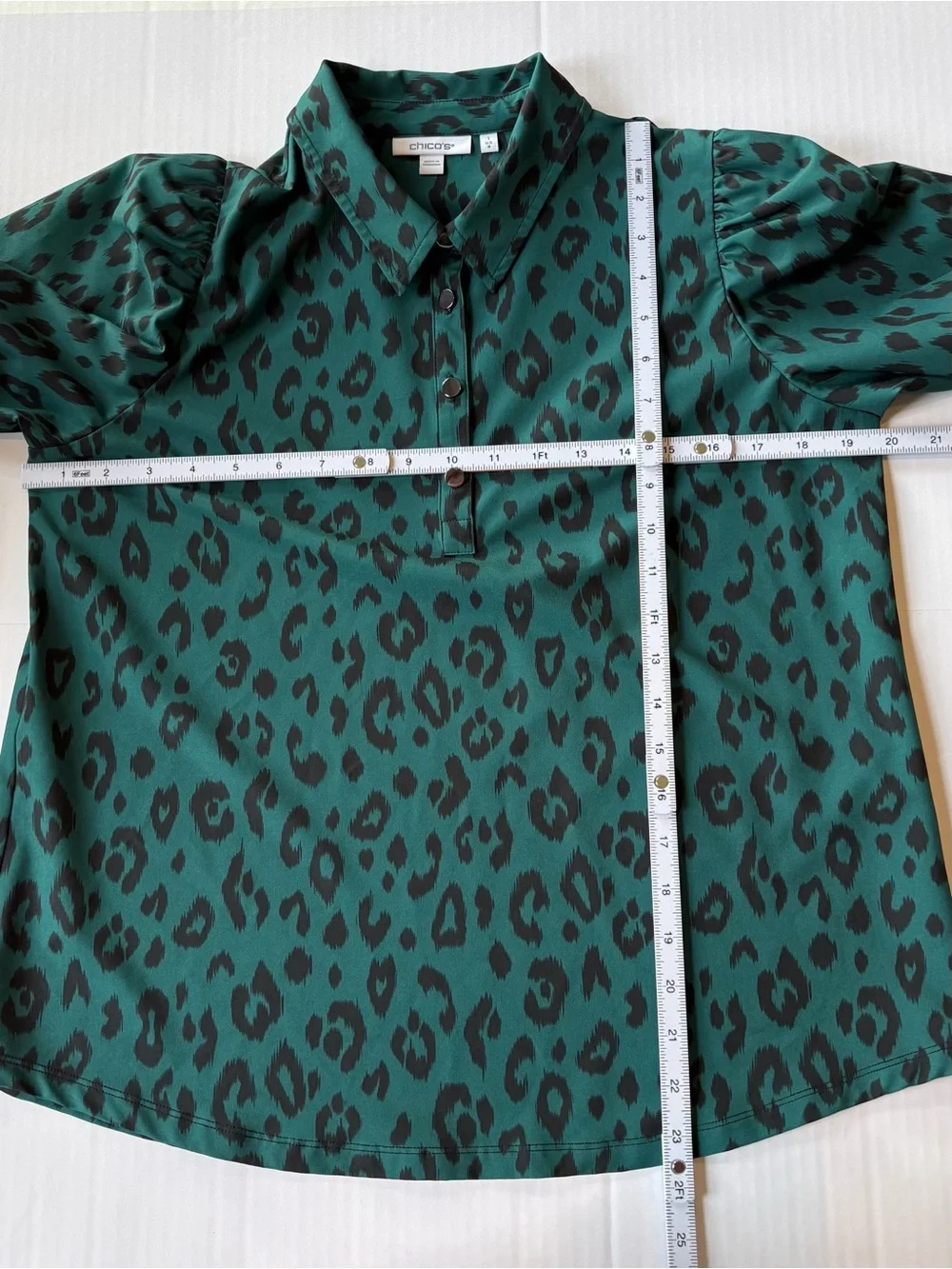 Chico's Size 1 Zenergy Neema Blouse Short Puff Sleeve Teal 8 Medium